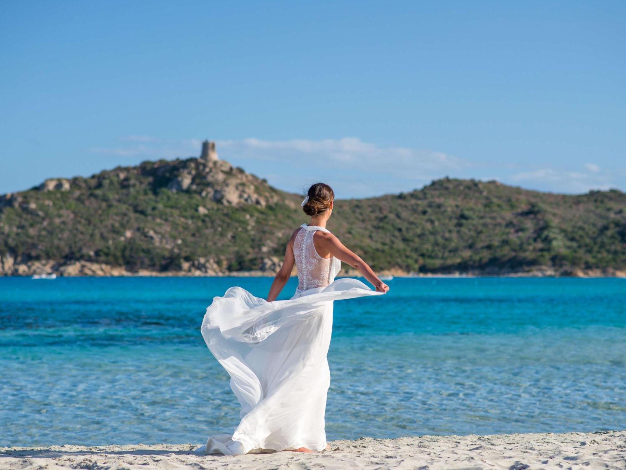 Pullman Timi Ama Sardegna Hotel Villasimius Bagian luar foto