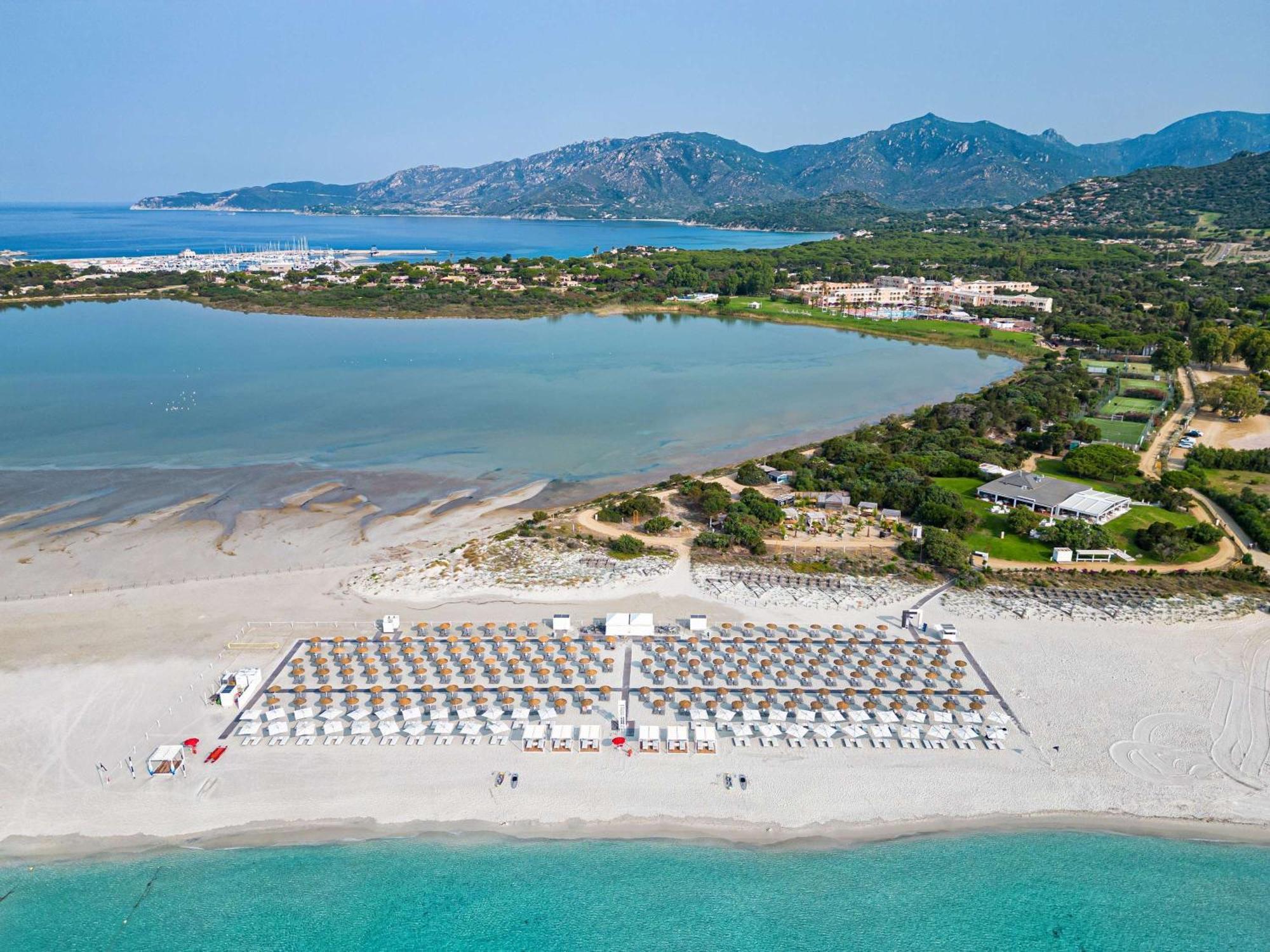Pullman Timi Ama Sardegna Hotel Villasimius Bagian luar foto