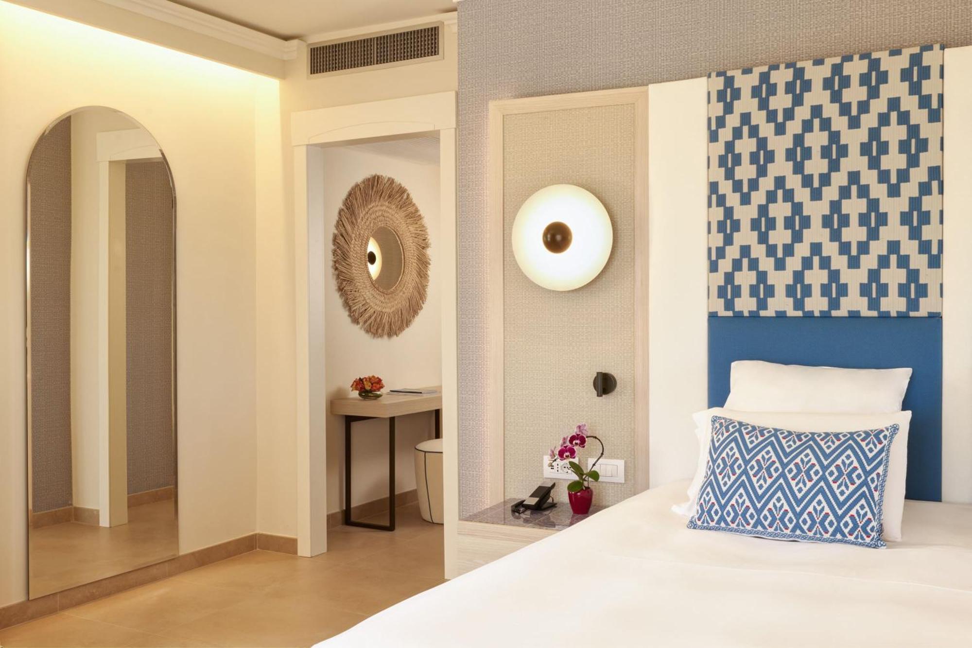 Pullman Timi Ama Sardegna Hotel Villasimius Bagian luar foto