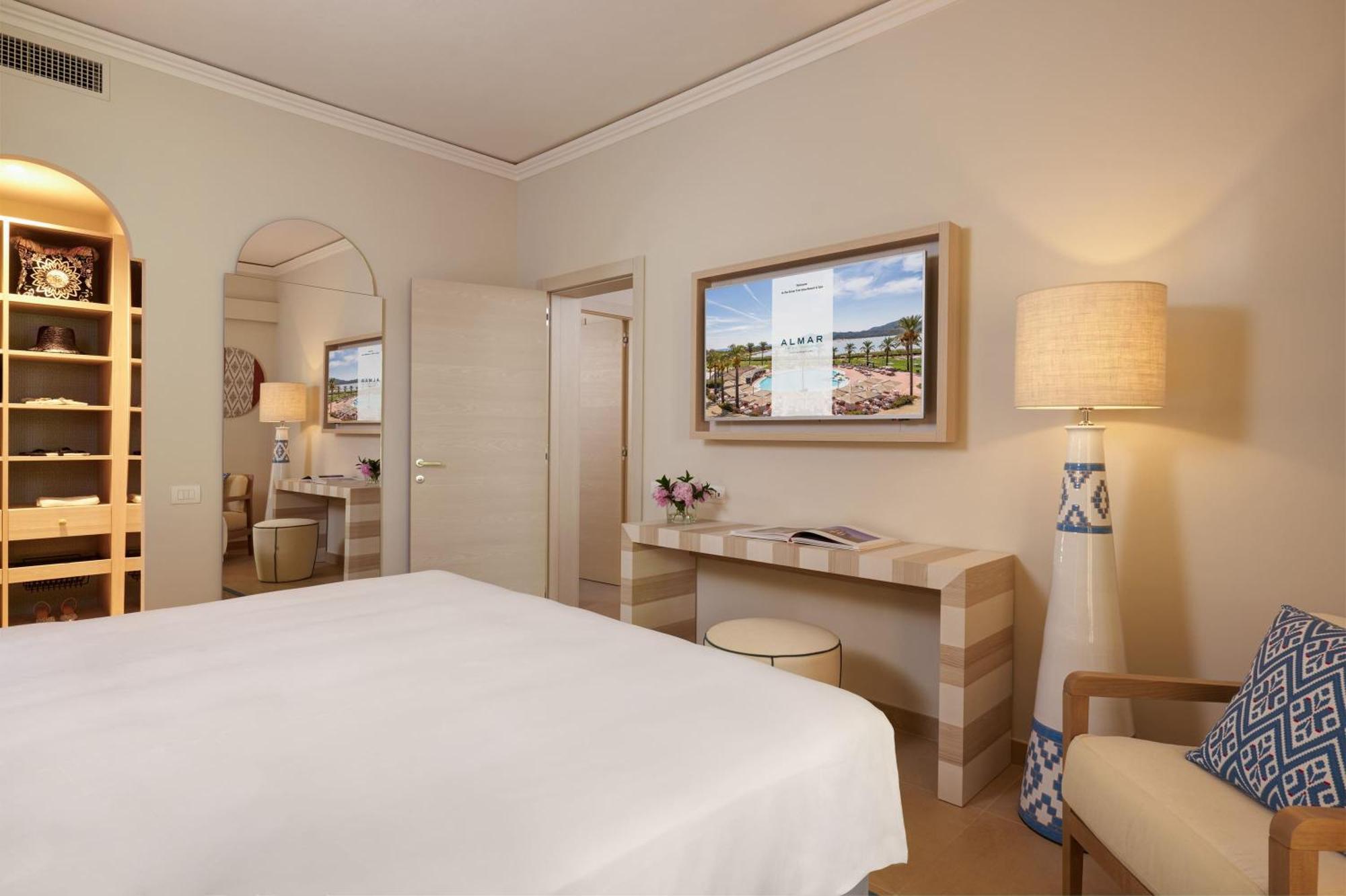 Pullman Timi Ama Sardegna Hotel Villasimius Bagian luar foto